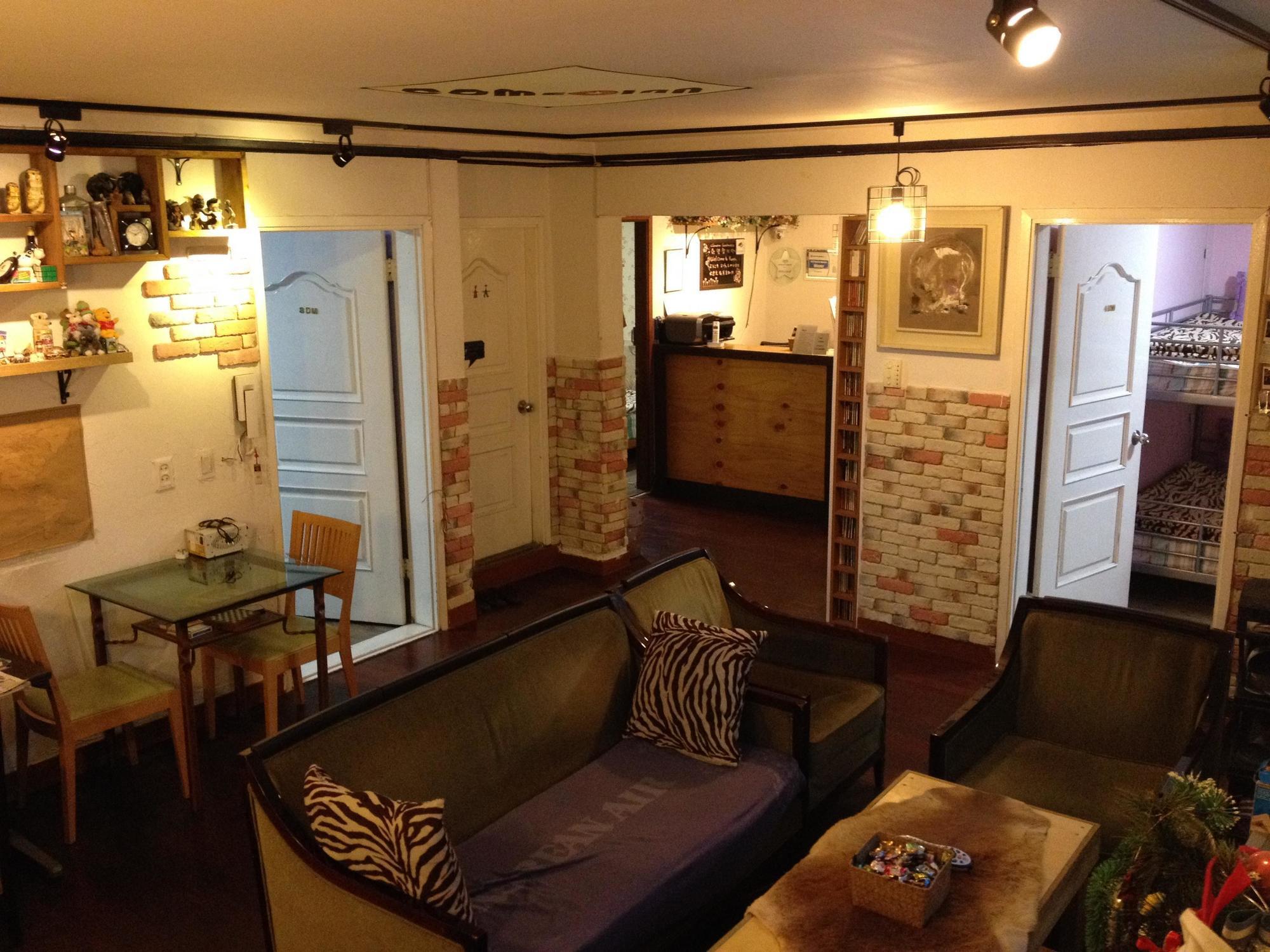 Comeinn Guesthouse Hongdae - Female Only Сеул Экстерьер фото
