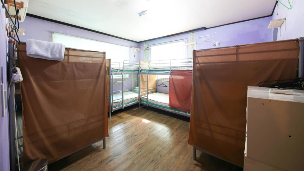 Comeinn Guesthouse Hongdae - Female Only Сеул Экстерьер фото